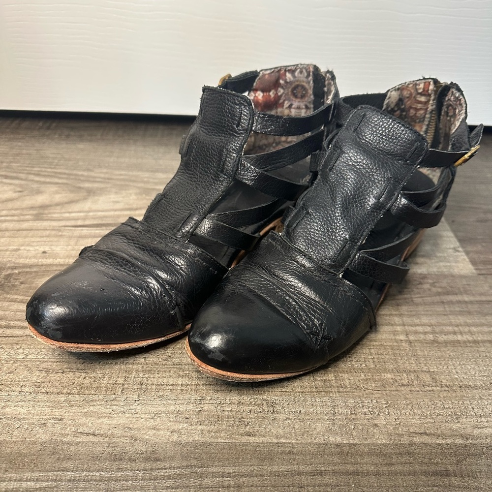 Lightly Worn Freebird Hope Bootie